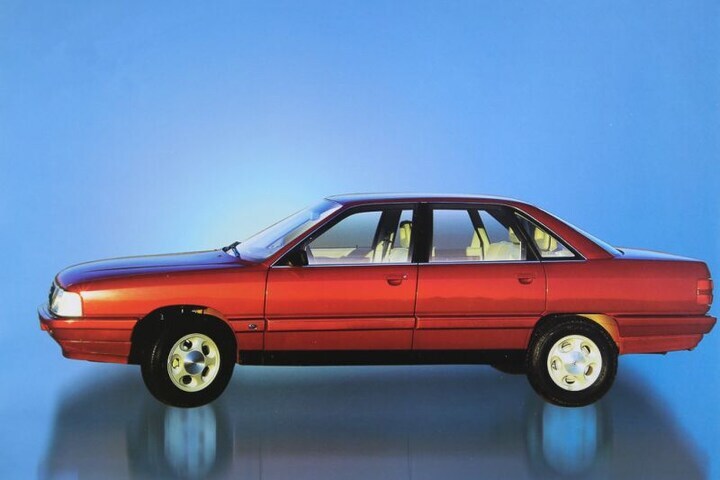 Hongqi Audi 100