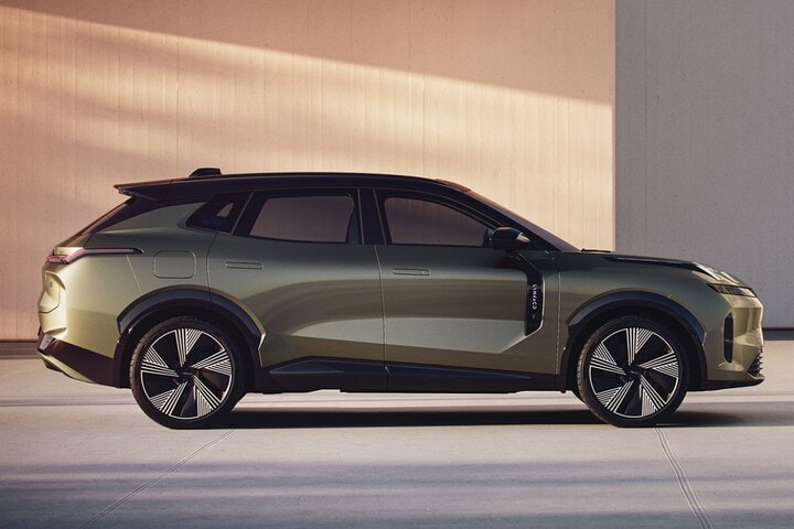 Lynk Co 08