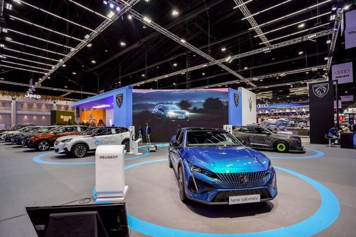 Peugeot 2008 Sport Concept