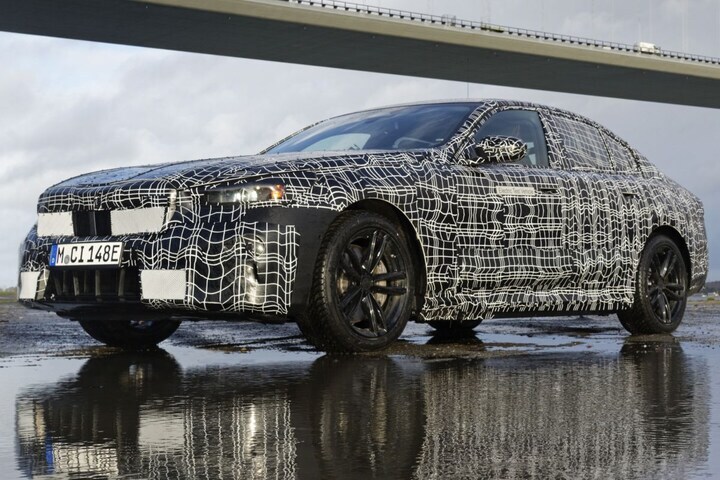 BMW i5