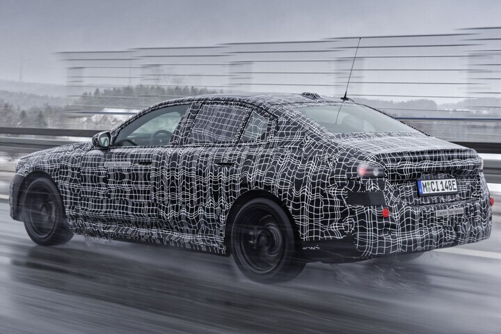 BMW i5