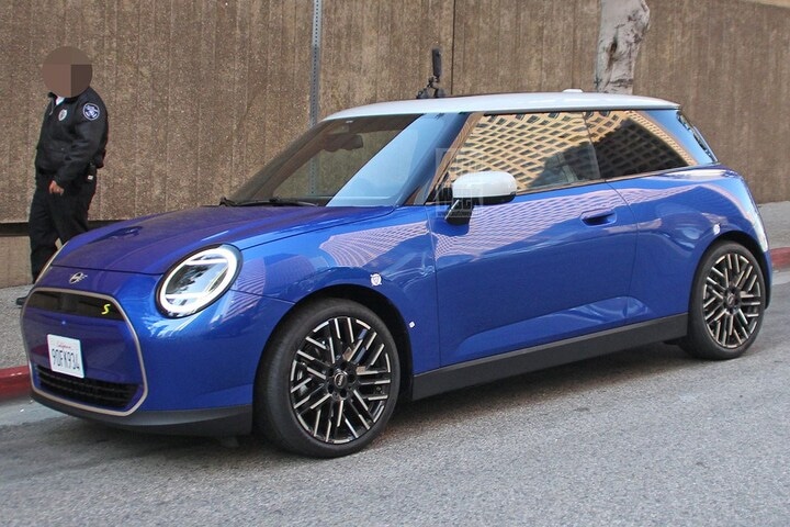 Spyshots Mini Cooper SE