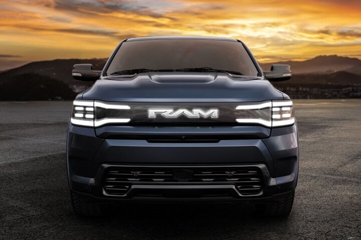 RAM 1500 REV