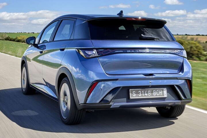 BYD Dolphin