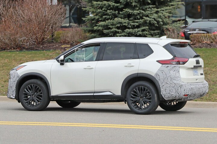 Spyshots Nissan X-Trail facelift