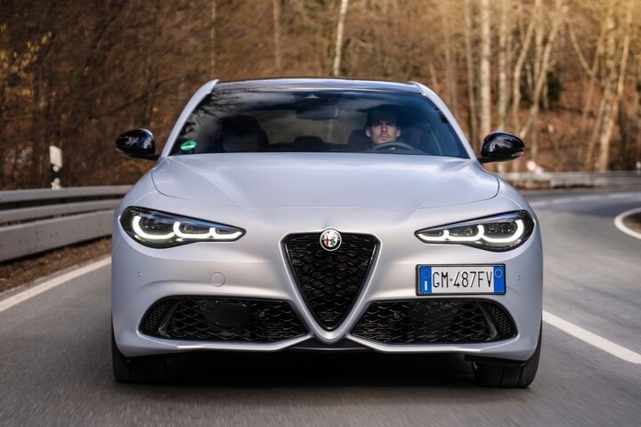 Alfa Romeo Giulia Competizione