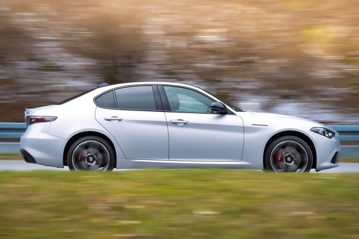 Alfa Romeo Giulia Competizione