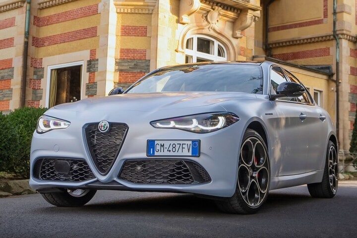 Alfa Romeo Giulia Competizione