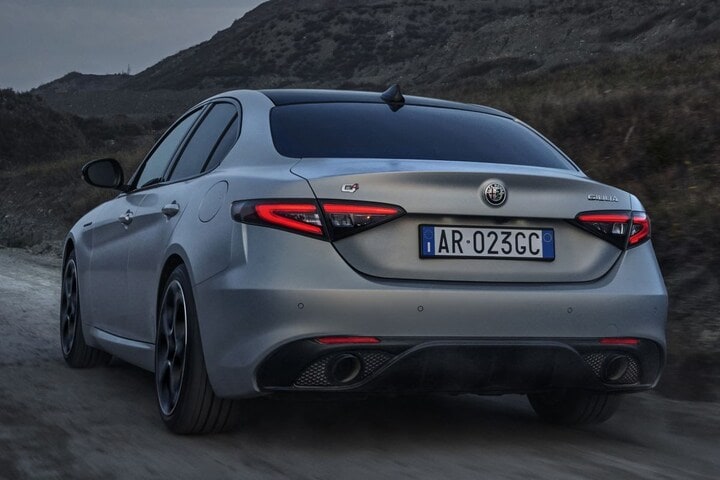 Alfa Romeo Giulia Competizione