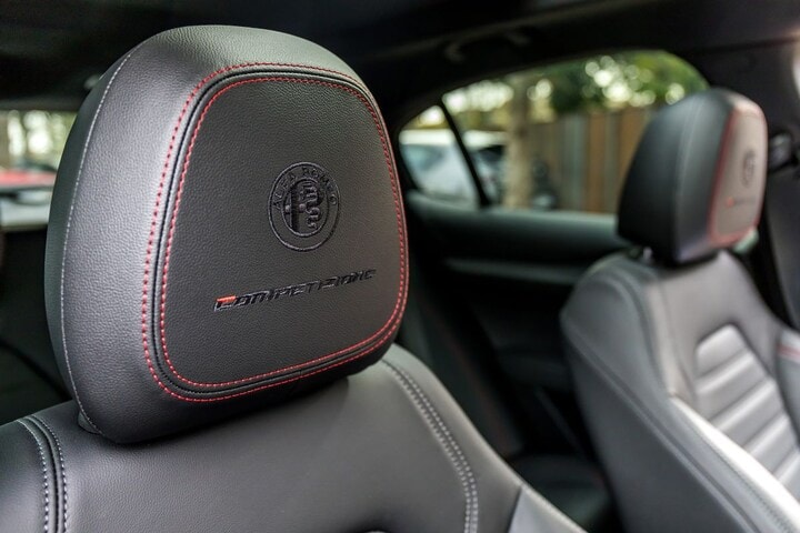 Alfa Romeo Stelvio Competizione
