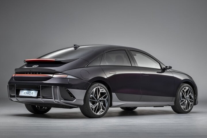 Hyundai Ioniq 6