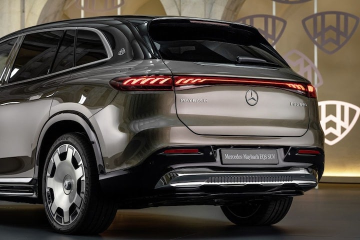 Mercedes-Maybach EQS SUV luxe EV