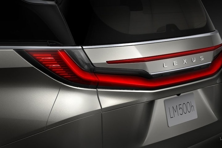 Lexus LM