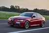 Alfa Romeo Giulia 2023 rijdend