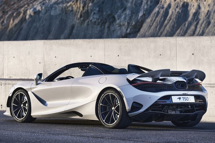 McLaren 750S