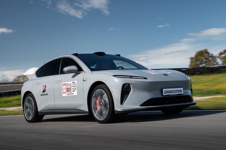 Vergelijking: Polestar 4, NIO ET5, BMW i4 en Volkswagen ID.7