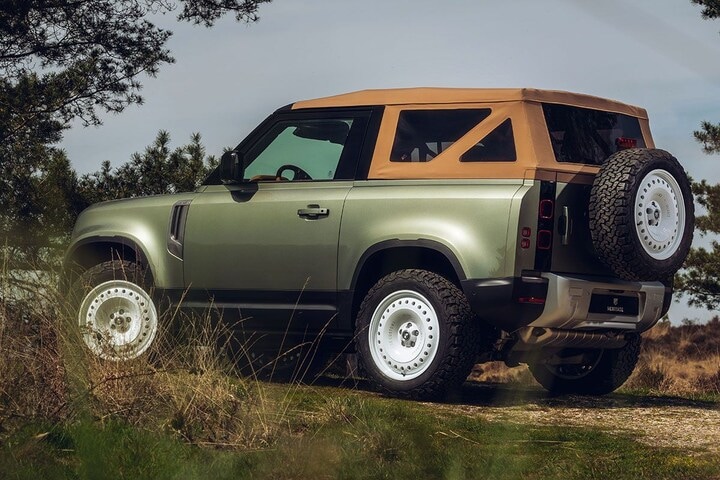Land Rover Defender Valiance Convertible Heritage Customs