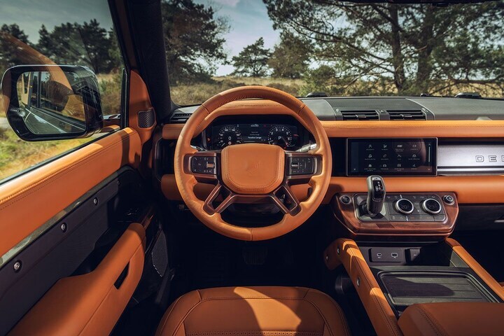 Land Rover Defender Valiance Convertible Heritage Customs