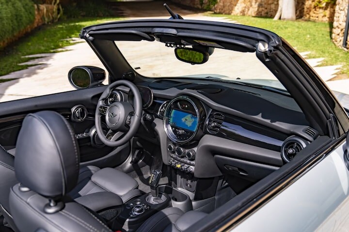 Mini Cooper SE Cabrio Mini Electric Cabrio