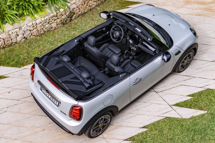 Mini Cooper SE Cabrio Mini Electric Cabrio