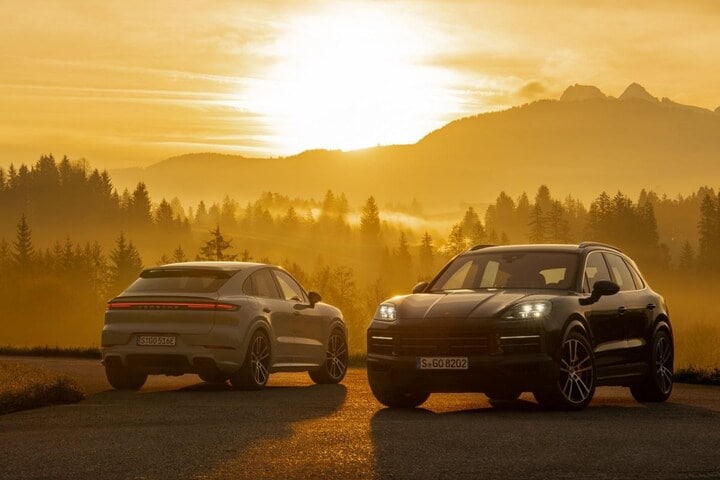 Porsche Cayenne 2023 E-Hybrid
