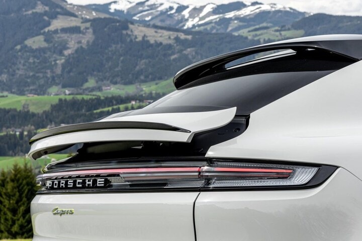 Porsche Cayenne 2023 E-Hybrid