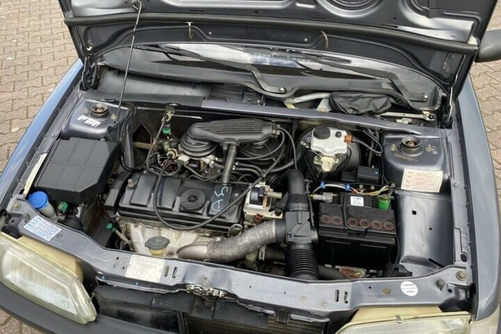 Peugeot 106
