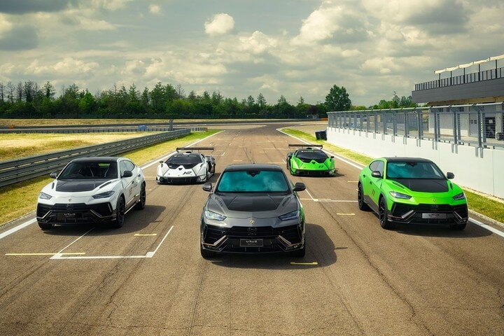 Lamborghini Urus Performance Essenza SCV12 