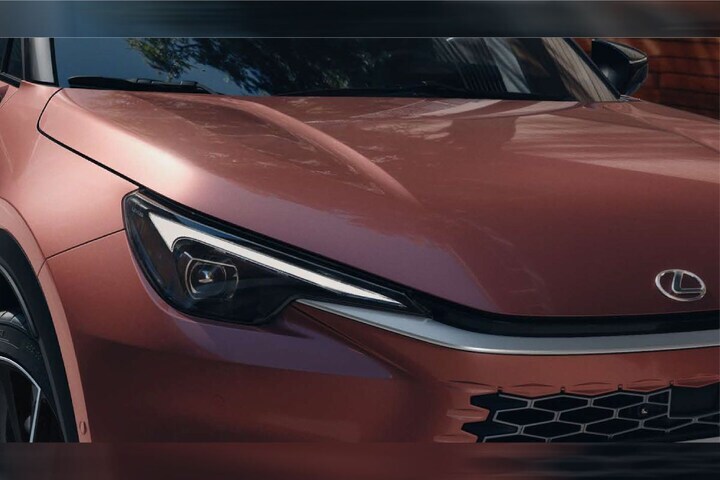 Lexus LBX