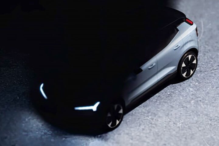 Volvo EX30