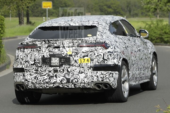 Lamborghini Urus spyshots