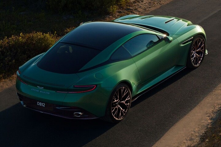 Aston Martin DB12