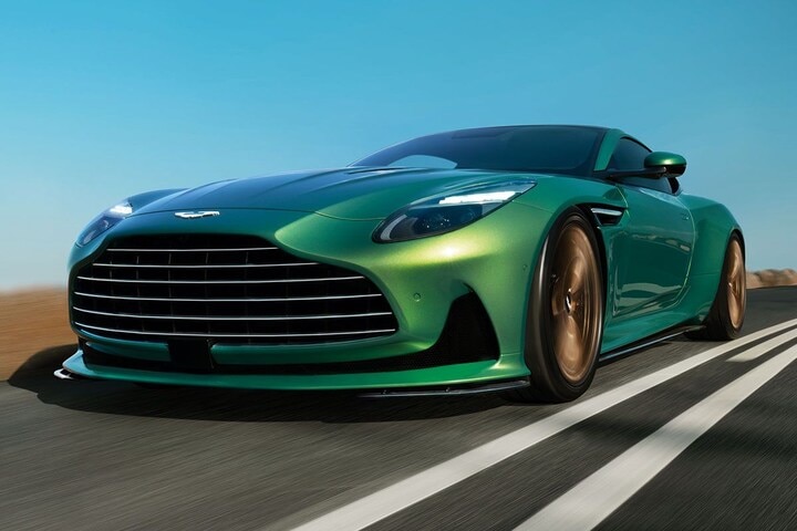 Aston Martin DB12