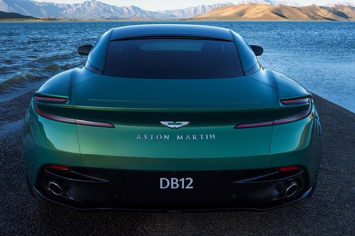 Aston Martin DB12