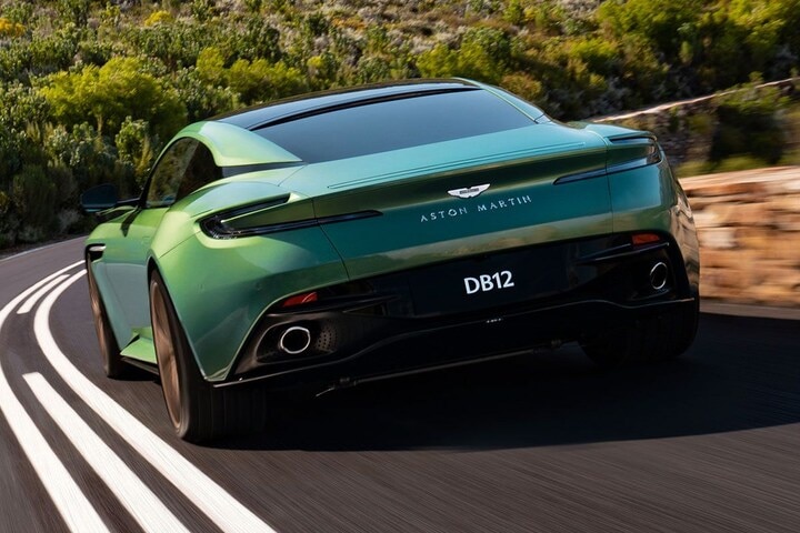 Aston Martin DB12