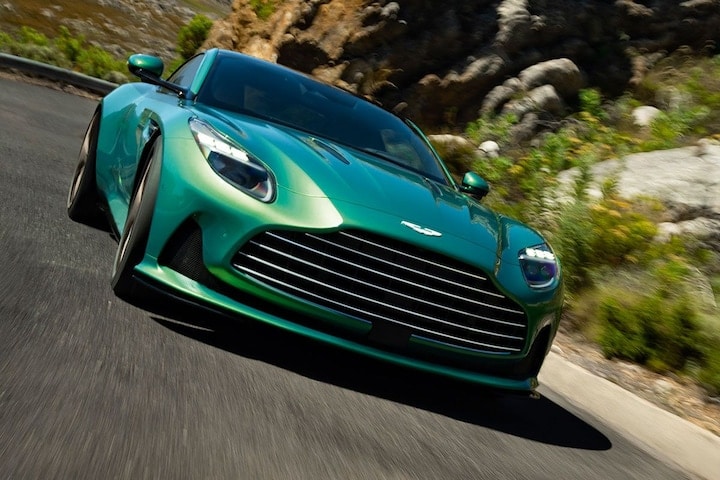 Aston Martin DB12