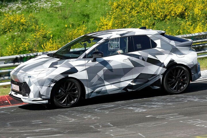 Spyshots Toyota C-HR