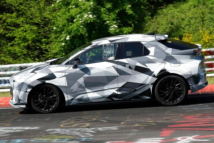 Spyshots Toyota C-HR