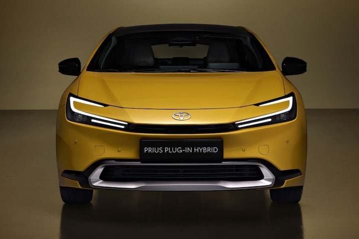 Toyota Prius PHEV