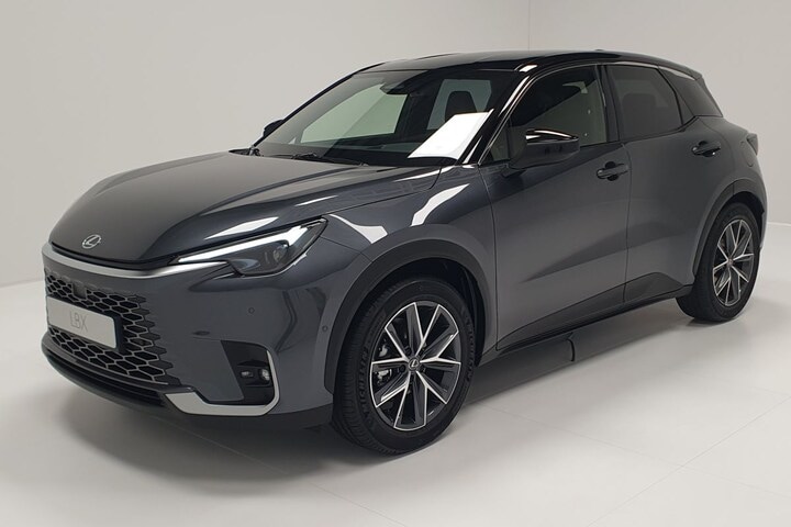 Lexus LBX