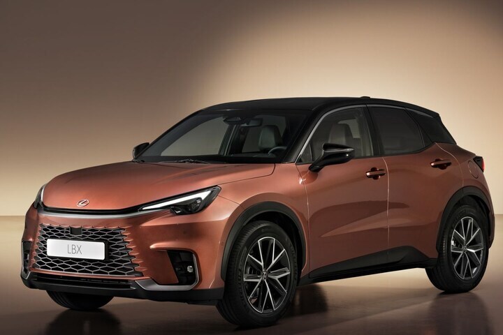 Lexus LBX