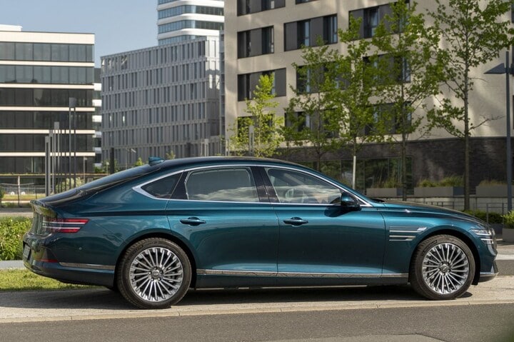 Genesis G80 electrified