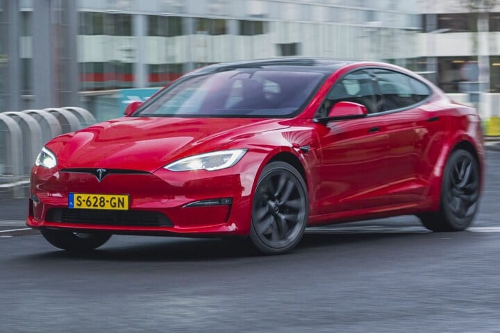Tesla Model S