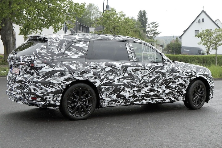 Spyshots Mazda CX-80