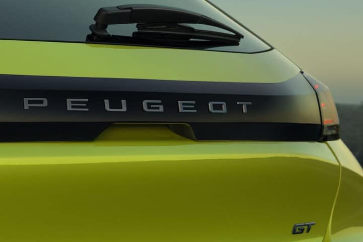Peugeot e-208 facelift