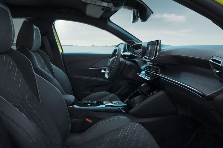 Peugeot e-208 facelift