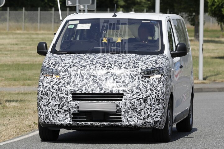 Peugeot e-Traveler
