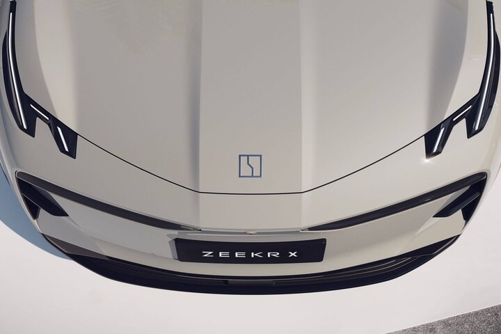 Zeekr X