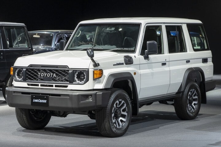 Toyota Land Cruiser J70