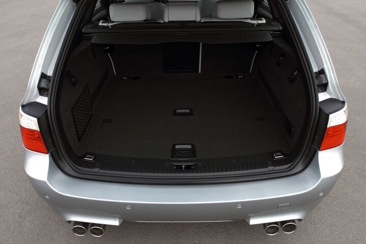 BMW M5 Touring E61